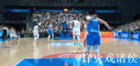 周琦首秀对阵旧主新疆，9投7中砍下15分9篮板，宣告CBA新篇章！